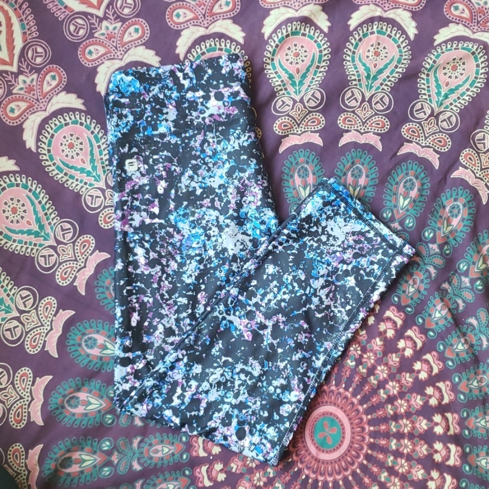 Fabletics high-rise crop leggings